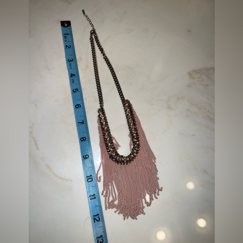 Metal fringe necklace - Picture 4 of 5